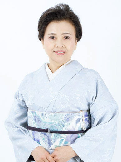 日本和装田中講師